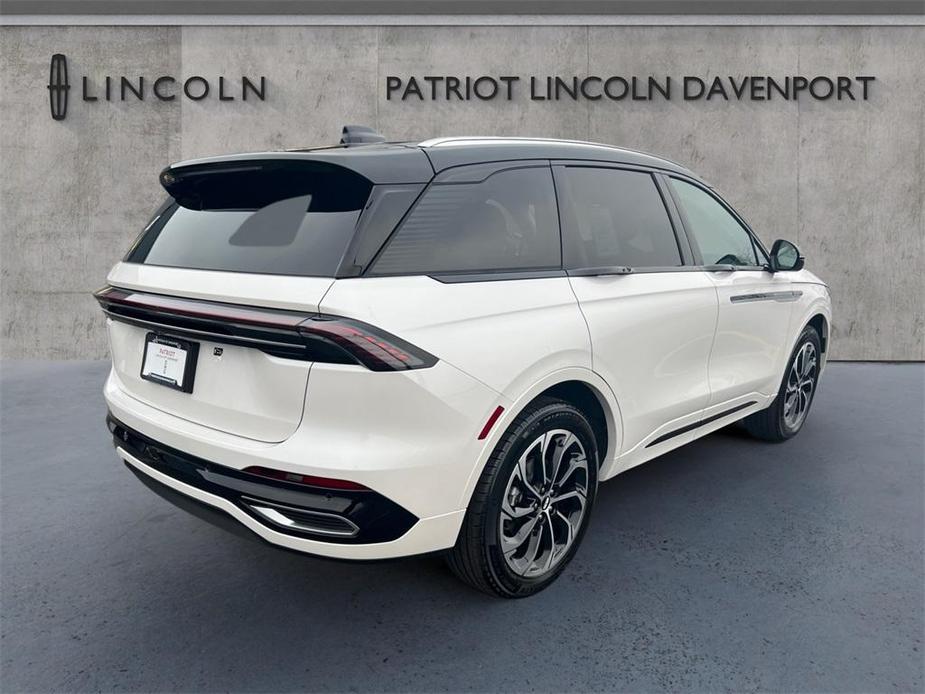 new 2025 Lincoln Nautilus car, priced at $63,355