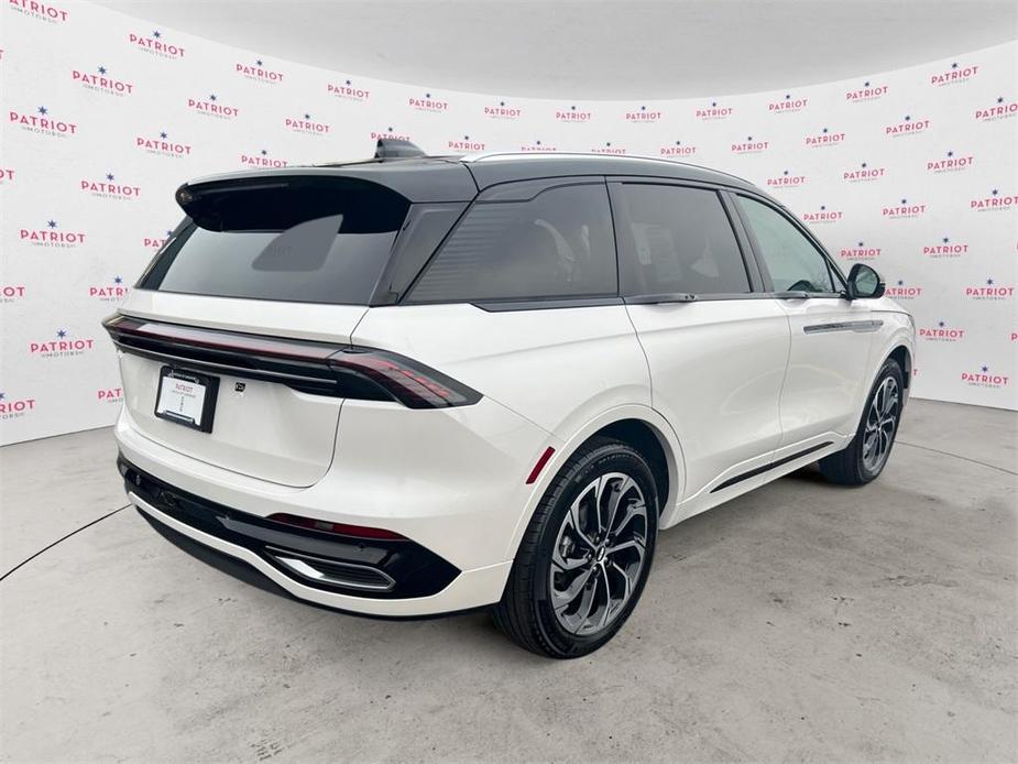 new 2025 Lincoln Nautilus car, priced at $63,355