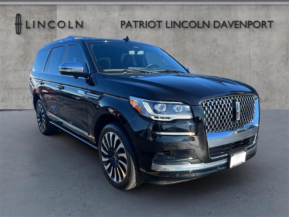 used 2022 Lincoln Navigator car, priced at $67,678