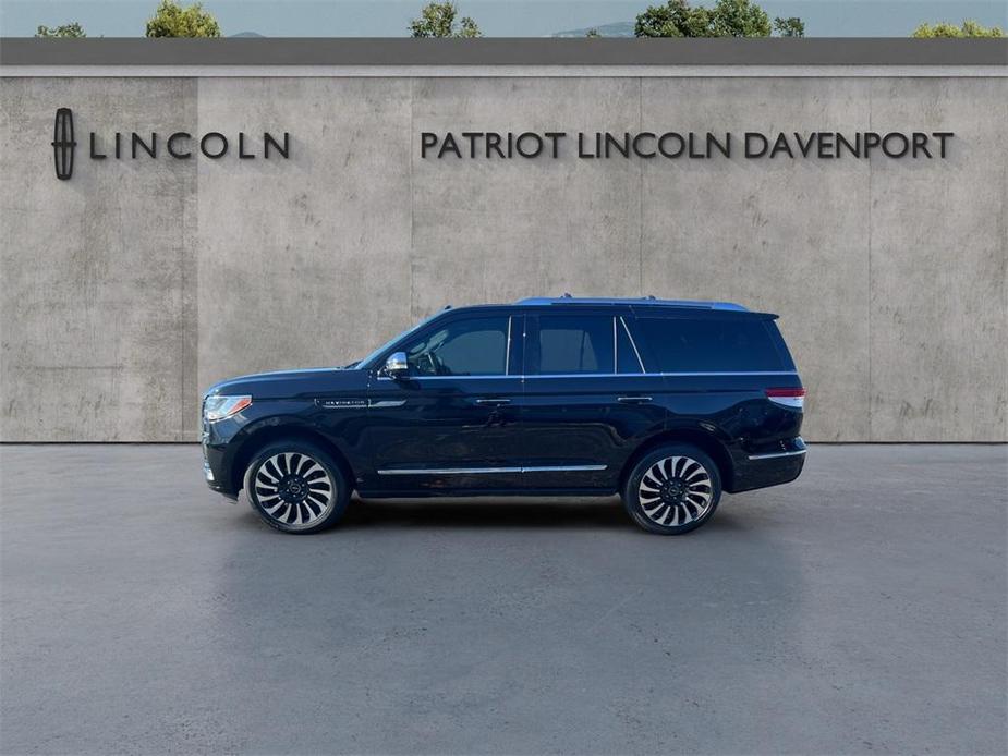 used 2022 Lincoln Navigator car, priced at $67,678