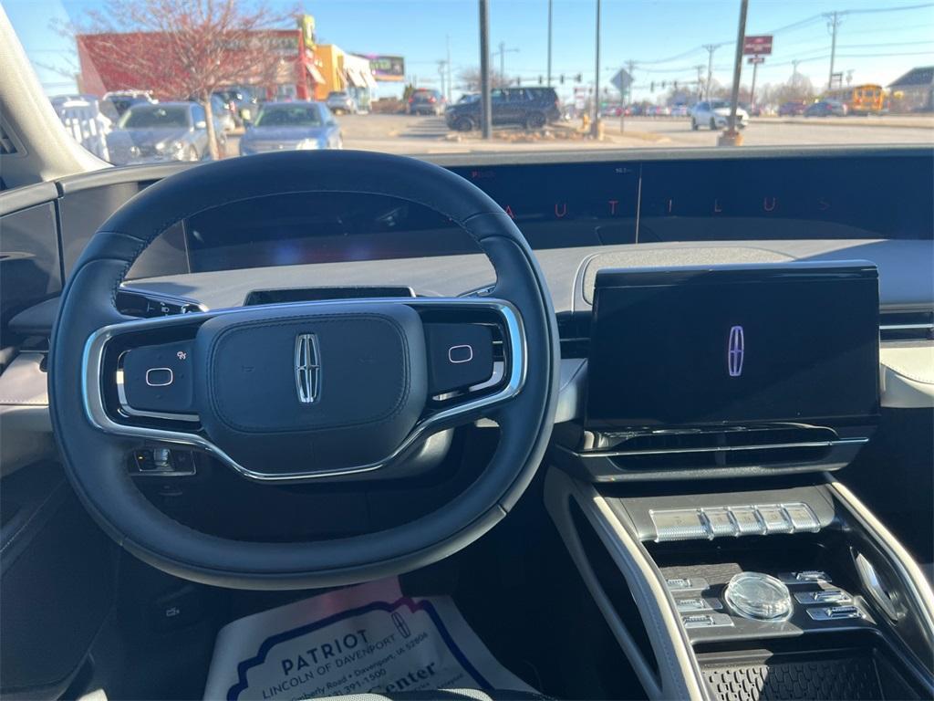 new 2025 Lincoln Nautilus car, priced at $63,455