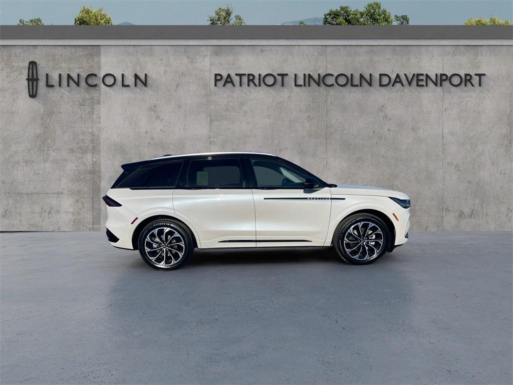 new 2025 Lincoln Nautilus car, priced at $63,455