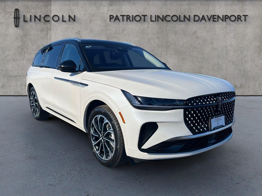 new 2025 Lincoln Nautilus car, priced at $56,071