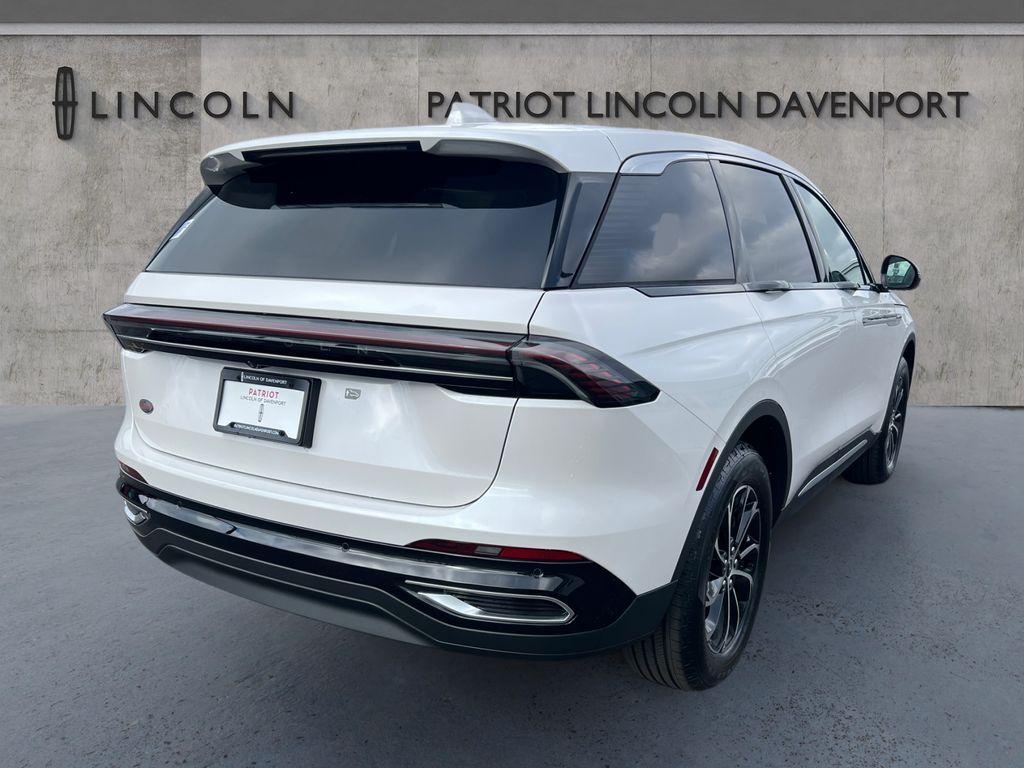new 2025 Lincoln Nautilus car, priced at $58,348