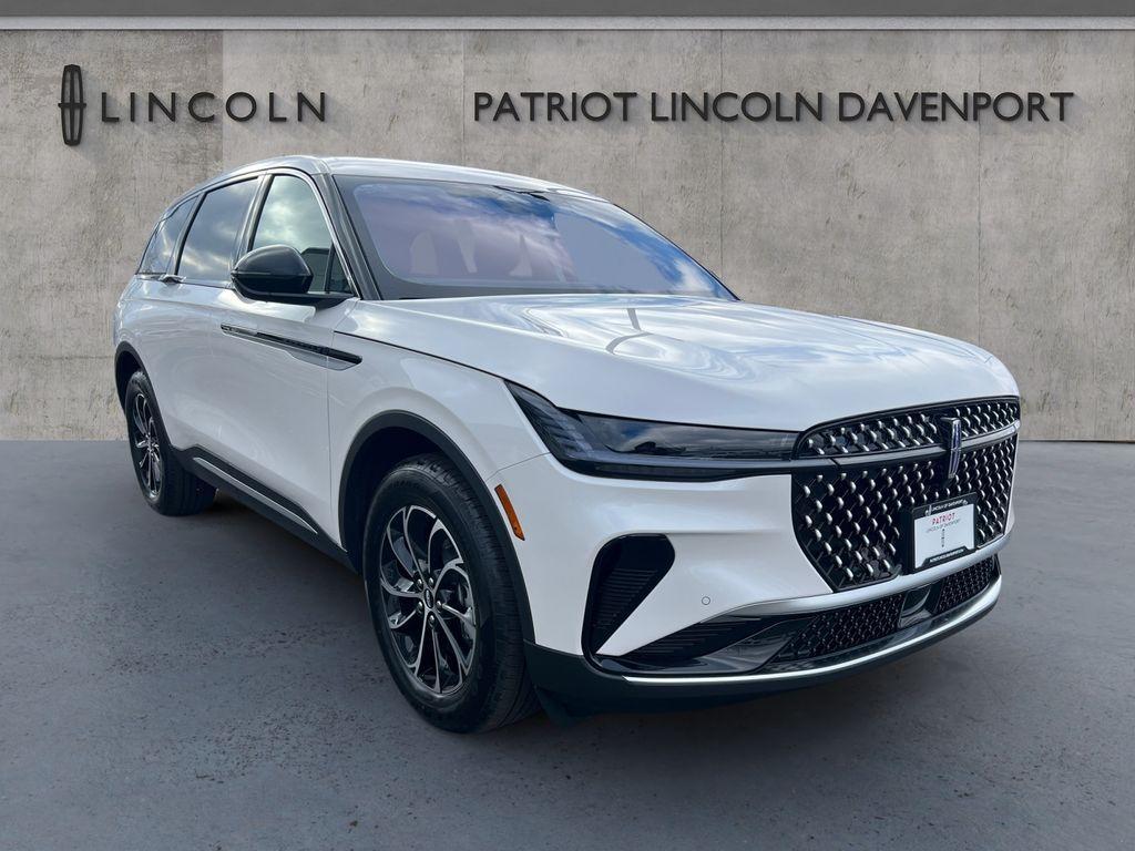 new 2025 Lincoln Nautilus car, priced at $58,348