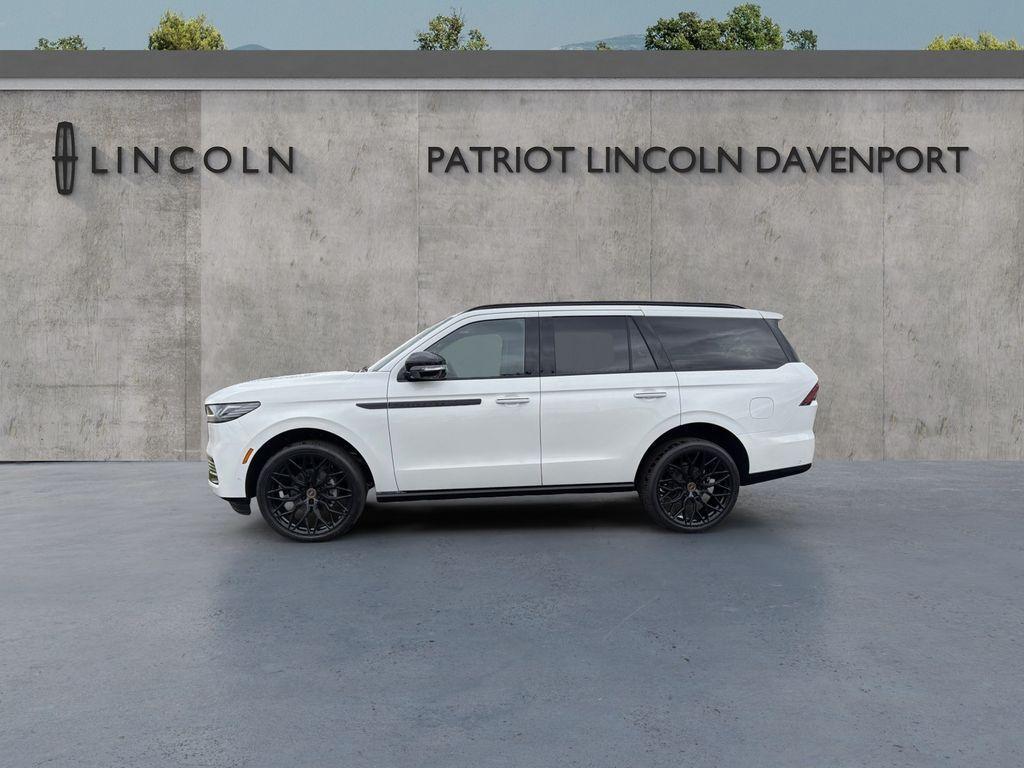 new 2025 Lincoln Navigator car, priced at $109,060
