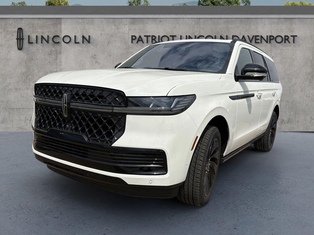 new 2025 Lincoln Navigator car, priced at $109,060
