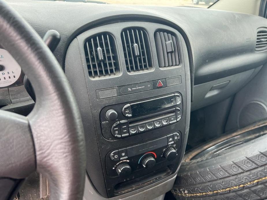 used 2006 Dodge Caravan car, priced at $500