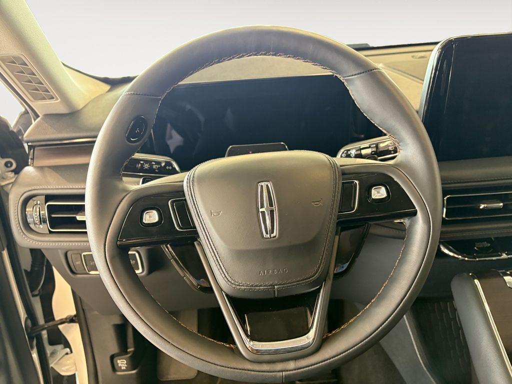 new 2025 Lincoln Aviator car, priced at $91,950