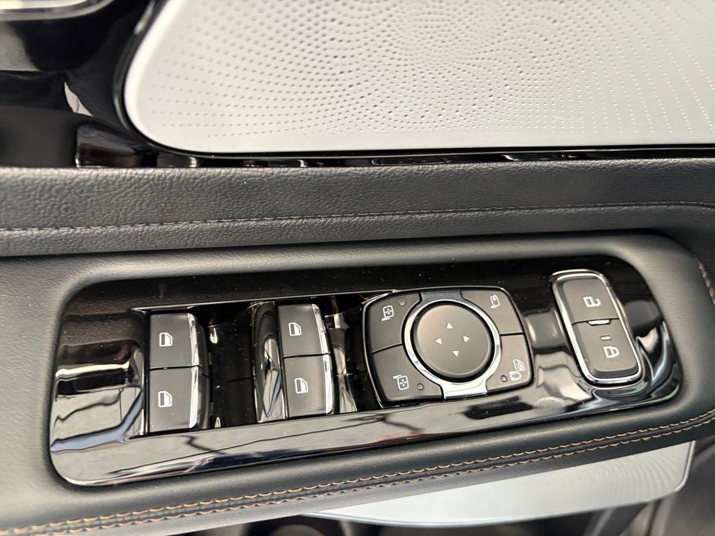 new 2025 Lincoln Aviator car, priced at $91,950