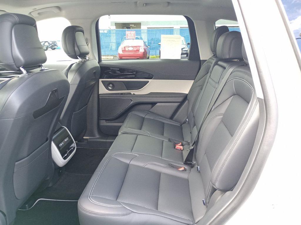 new 2025 Lincoln Nautilus car, priced at $63,570