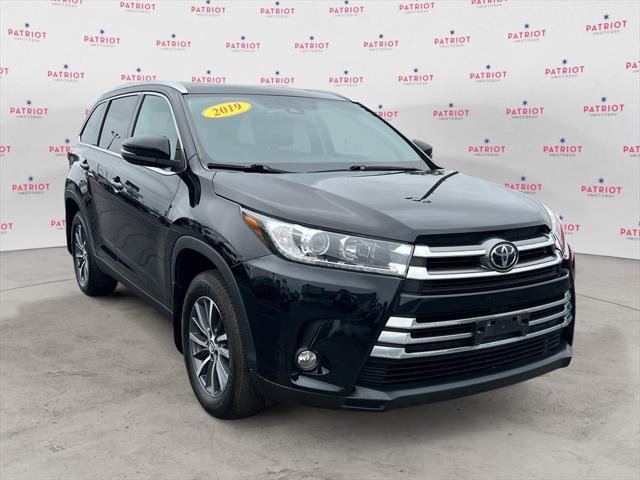 used 2019 Toyota Highlander car, priced at $31,255