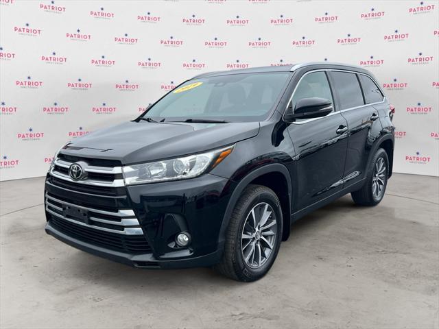 used 2019 Toyota Highlander car, priced at $31,255