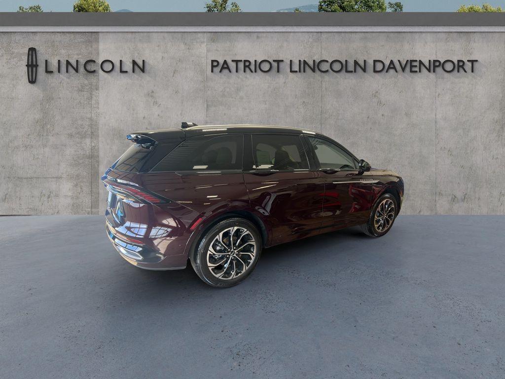 new 2025 Lincoln Nautilus car, priced at $60,068