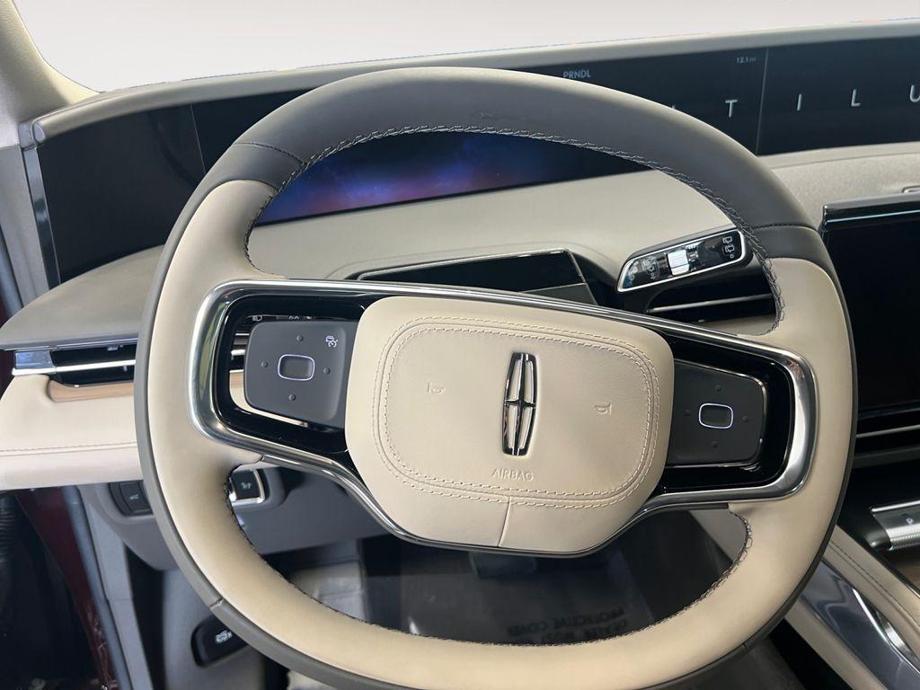 new 2025 Lincoln Nautilus car, priced at $60,068