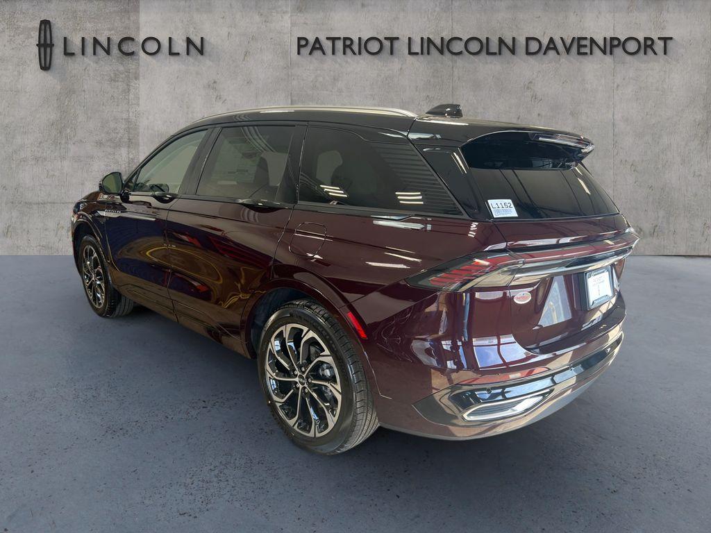 new 2025 Lincoln Nautilus car, priced at $60,068