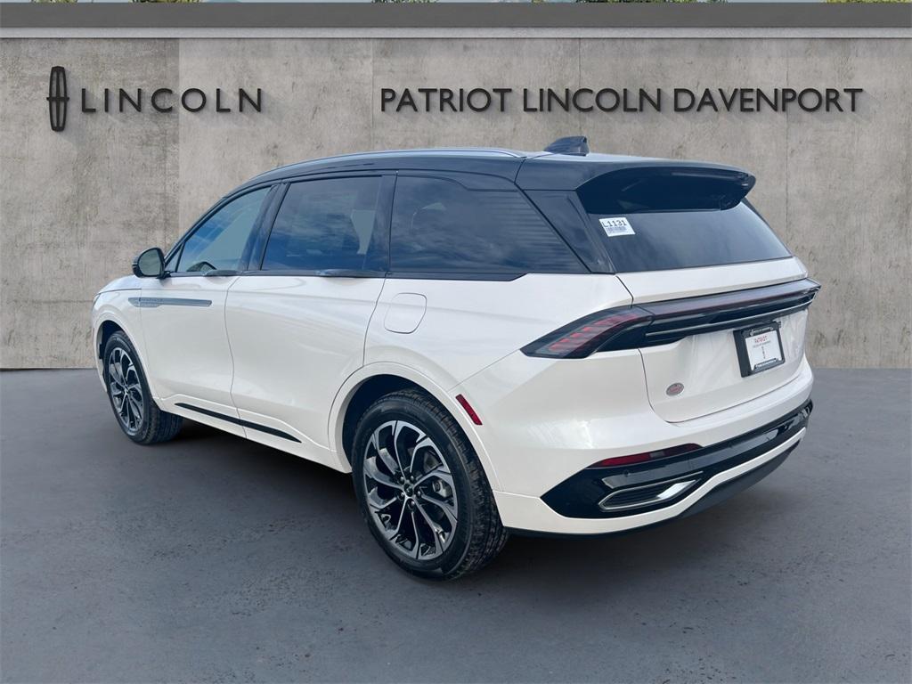 new 2025 Lincoln Nautilus car, priced at $65,455