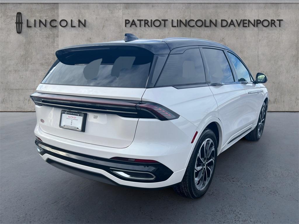 new 2025 Lincoln Nautilus car, priced at $65,455