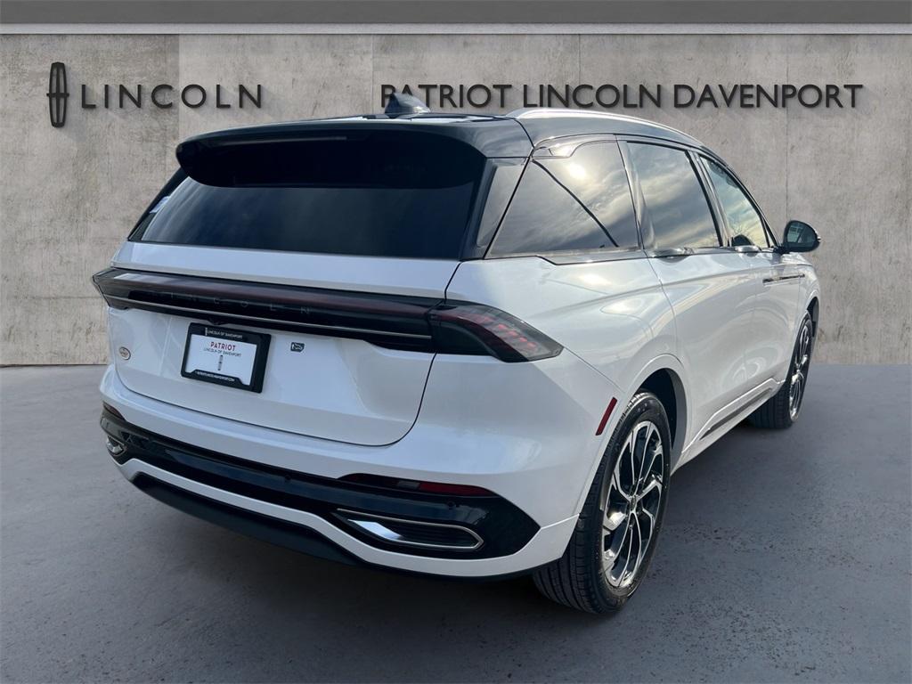 new 2025 Lincoln Nautilus car, priced at $65,455