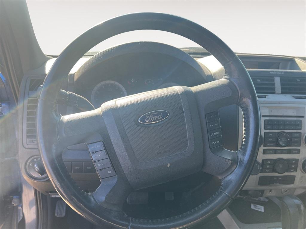 used 2009 Ford Escape car, priced at $10,999