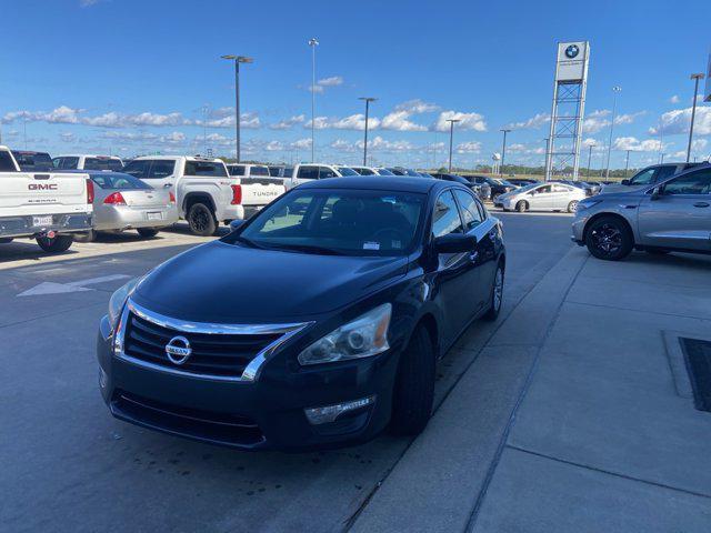 used 2014 Nissan Altima car