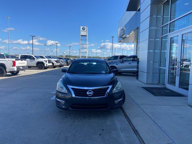 used 2014 Nissan Altima car