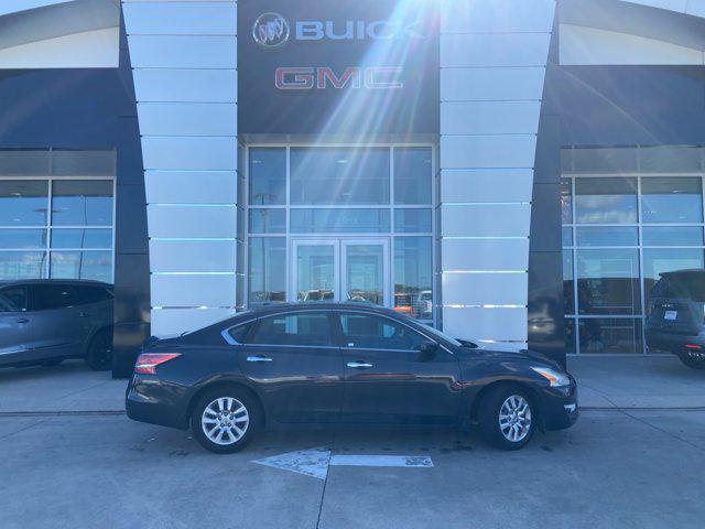 used 2014 Nissan Altima car