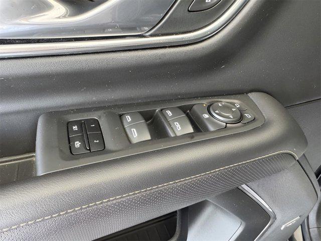 used 2021 GMC Yukon car, priced at $38,577