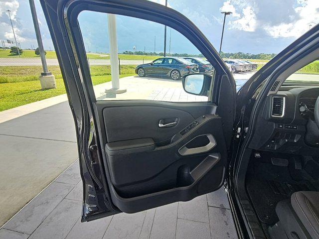 used 2022 Nissan Frontier car, priced at $27,500