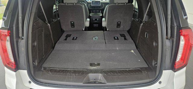 used 2023 GMC Yukon car, priced at $50,677
