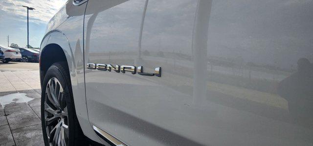 used 2021 GMC Yukon car, priced at $52,477