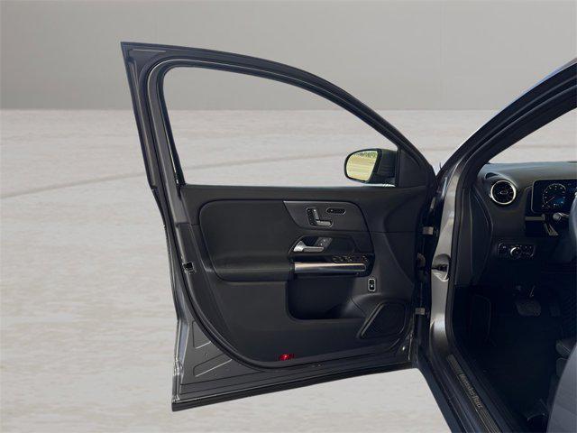 used 2021 Mercedes-Benz GLA 250 car, priced at $23,777