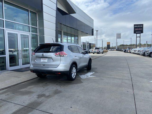 used 2016 Nissan Rogue car