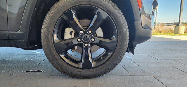 used 2023 Jeep Grand Cherokee car, priced at $31,977