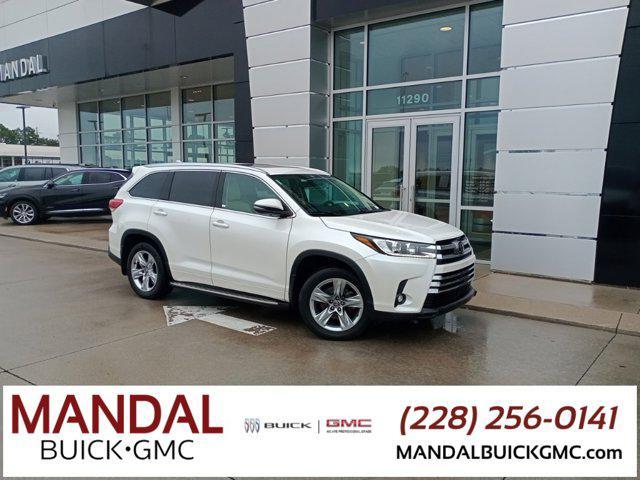 used 2019 Toyota Highlander car, priced at $26,980