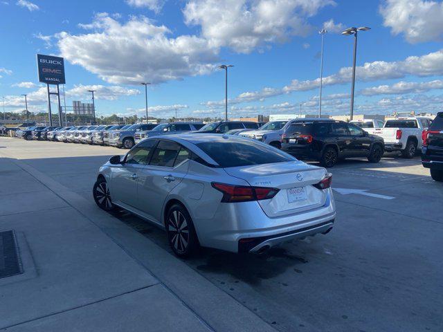 used 2019 Nissan Altima car