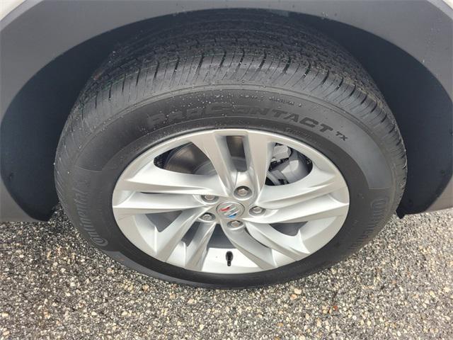 new 2025 Buick Envista car, priced at $24,120