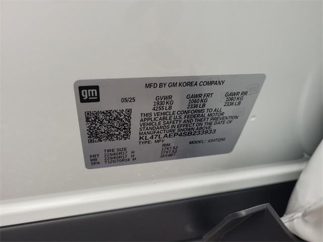 new 2025 Buick Envista car, priced at $24,120