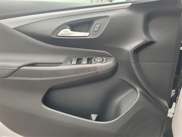 new 2025 Buick Envista car, priced at $24,120