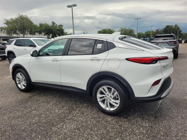 new 2025 Buick Envista car, priced at $24,120