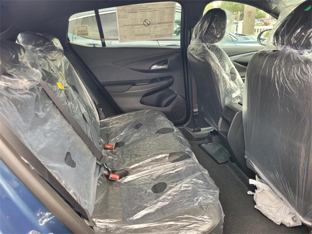 new 2025 Buick Envista car, priced at $26,199