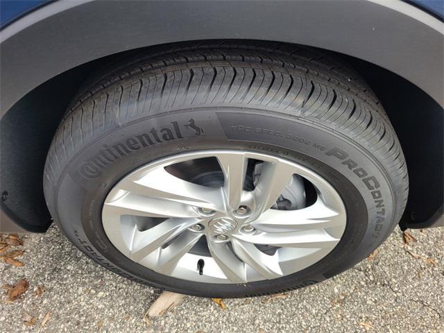 new 2025 Buick Envista car, priced at $26,199