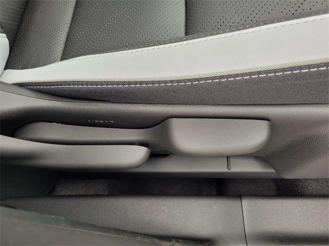 new 2025 Buick Envision car, priced at $41,675