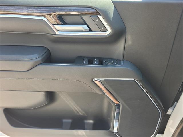 new 2025 GMC Sierra 1500 car, priced at $50,602