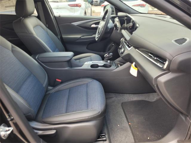 new 2025 Buick Envista car, priced at $26,092