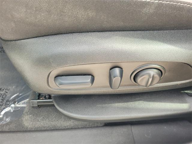used 2024 Chevrolet Equinox car, priced at $18,850