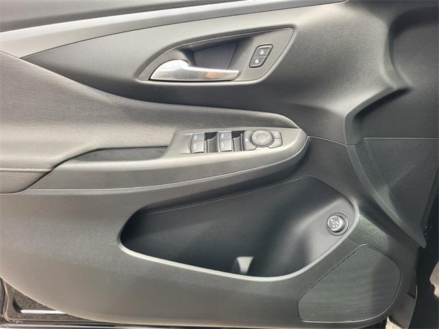 new 2025 Buick Envista car, priced at $26,216