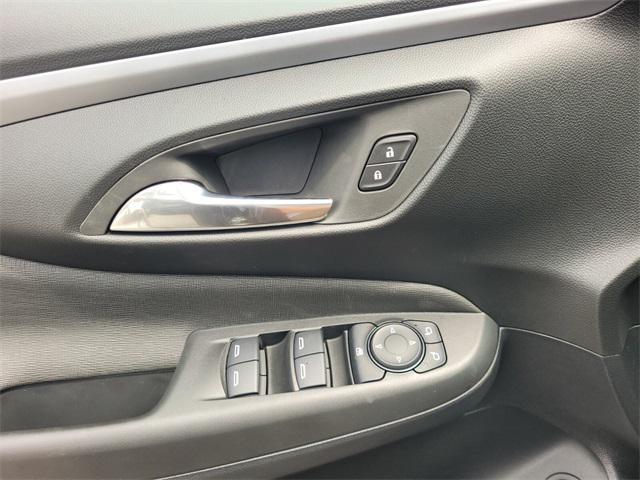 new 2025 Buick Envista car, priced at $26,216