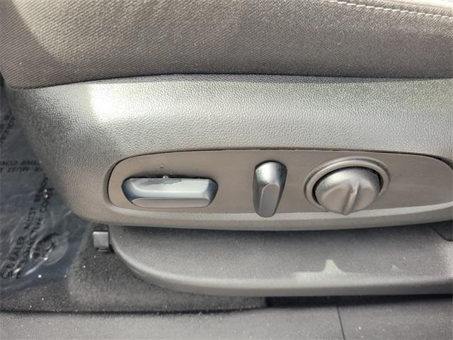 used 2024 Chevrolet Equinox car, priced at $19,000