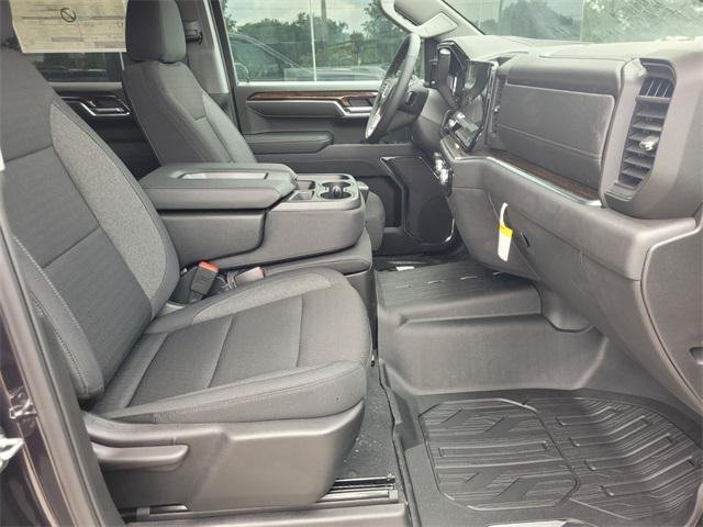 new 2025 GMC Sierra 1500 car, priced at $52,130